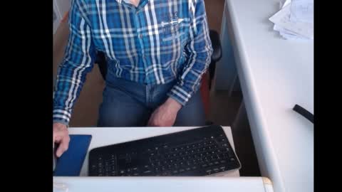 Snapshot of dutchpornking2 chatting on January 19, 7:57 am dutchpornking2 online show from January 19, 7:57 am