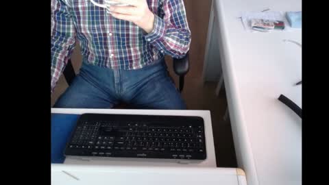 Snapshot of dutchpornking2 chatting on December 17, 8:01 am dutchpornking2 online show from December 17, 8:01 am