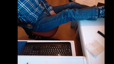 Snapshot of dutchpornking2 chatting on December 20, 7:07 pm dutchpornking2 online show from December 20, 7:07 pm