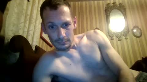 duvalljames341 online show from December 23, 3:37 am