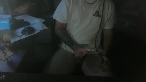 Snapshot of dvd317578 chatting on September 14, 10:39 am Devan D online show from September 14, 10:39 am