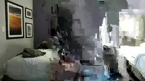 Snapshot of dvd317578 chatting on February 6, 3:48 am Devan D online show from February 6, 3:48 am