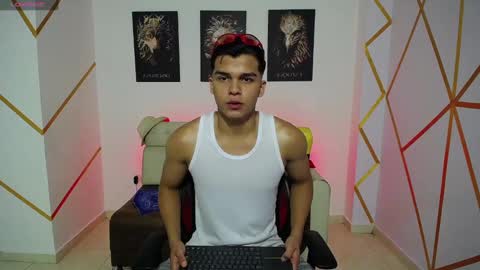 Snapshot of dwayne_brown chatting on January 24, 1:47 pm dwayne_brown online show from January 24, 1:47 pm