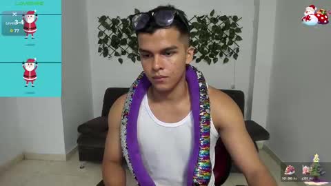 Snapshot of dwayne_brown chatting on December 19, 4:02 pm dwayne_brown online show from December 19, 4:02 pm