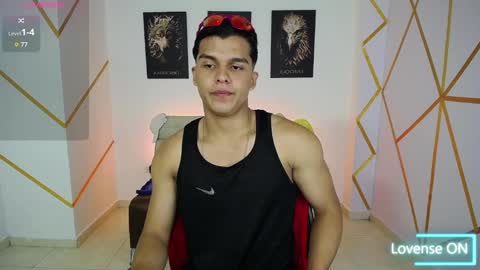 Snapshot of dwayne_brown chatting on February 24, 8:36 pm dwayne_brown online show from February 24, 8:36 pm