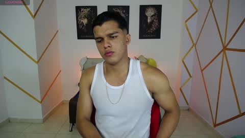 Snapshot of dwayne_brown chatting on February 20, 7:30 pm dwayne_brown online show from February 20, 7:30 pm