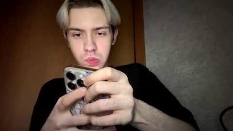 Adrian online show from February 7, 3:13 am