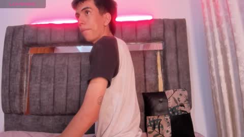 Dylan online show from November 29, 12:18 pm