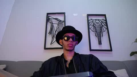 dylan_scotts online show from October 20, 10:02 pm