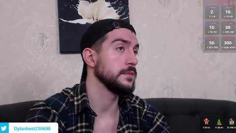 Snapshot of dylan_starxx chatting on January 13, 3:45 am Dylan online show from January 13, 3:45 am
