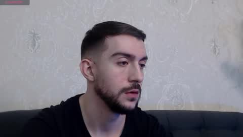 Snapshot of dylan_starxx chatting on March 8, 12:42 am Dylan online show from March 8, 12:42 am