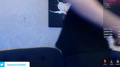 Snapshot of dylan_starxx chatting on January 29, 9:12 am Dylan online show from January 29, 9:12 am