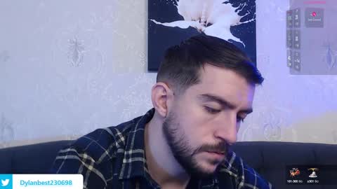 Snapshot of dylan_starxx chatting on February 4, 1:56 am Dylan online show from February 4, 1:56 am