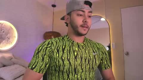 dylan_vega01 online show from April 4, 1:19 pm