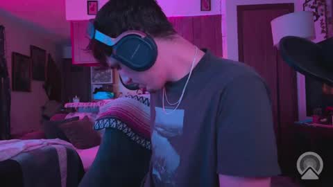 Dylan Daniel 7.8 online show from May 9, 6:03 am