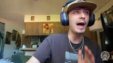 Dylan Daniel 7.8 online show from May 7, 9:48 pm
