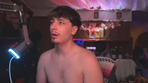 Dylan Daniel 7.8 online show from December 5, 11:01 pm