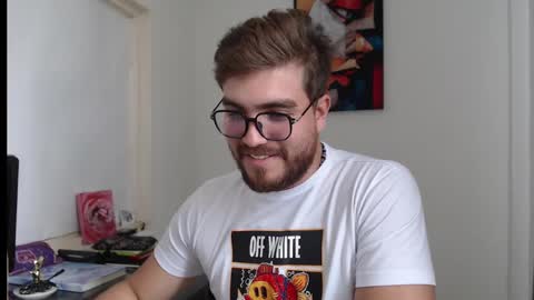 dylanhot10 online show from December 20, 7:39 pm
