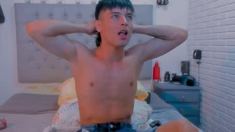 dylanlatino online show from February 7, 11:24 pm