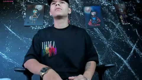 dylanroyce_ online show from May 13, 1:30 pm