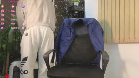 D Y L A N online show from April 29, 2:27 am