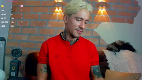 Snapshot of dylanstonne1 chatting on September 19, 12:46 am D Y L A N online show from September 19, 12:46 am