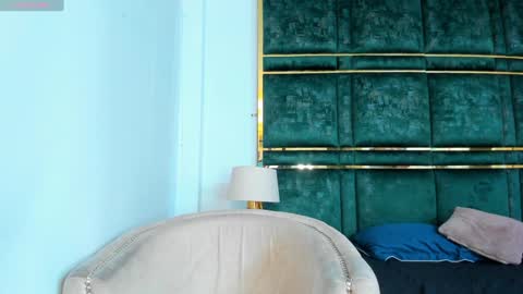 Snapshot of dylantaylor_1 chatting on February 5, 1:58 am Dylan Taylor online show from February 5, 1:58 am