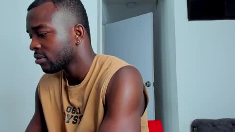 Dylan Taylor online show from May 2, 12:08 pm