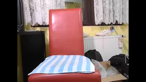 dylecro online show from December 14, 1:18 pm