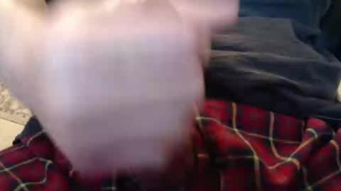 eat_a_peach2 online show from May 16, 11:41 am