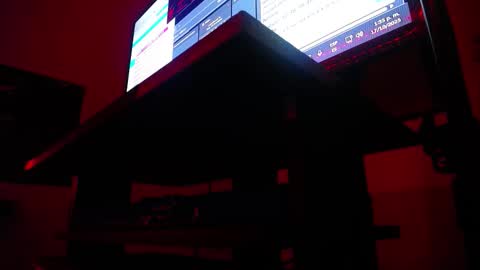 Snapshot of ebonny_stallion chatting on October 17, 6:34 pm Chris Palaz  online show from October 17, 6:34 pm