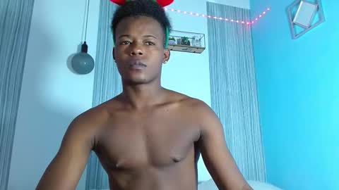 Chris Palaz  online show from December 3, 11:22 pm