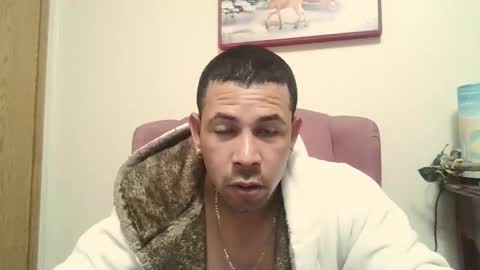 eddgarzay08 online show from April 27, 3:25 am