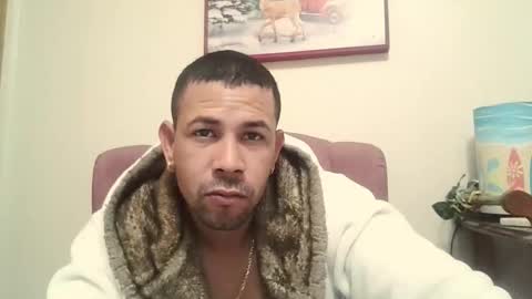 eddgarzay08 online show from April 23, 2:08 pm