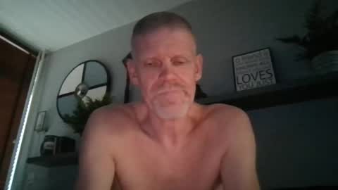 Snapshot of eddie4767 chatting on September 8, 5:45 pm eddie4767 online show from September 8, 5:45 pm