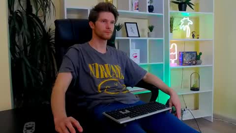 eddie_baker online show from May 15, 9:56 pm