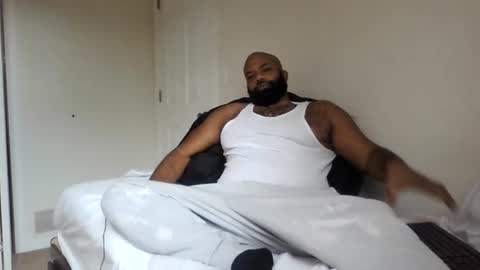 eddiejonez online show from October 31, 4:21 pm