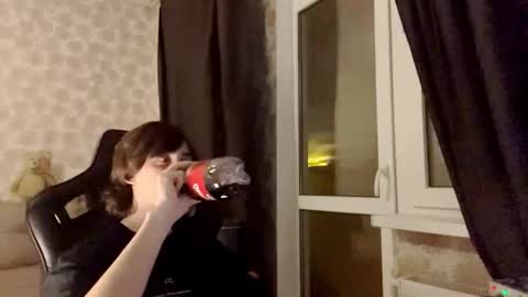 Eddie online show from March 8, 5:06 pm