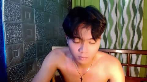 Snapshot of edelcum_xx chatting on March 5, 12:27 am edelcum_xx online show from March 5, 12:27 am