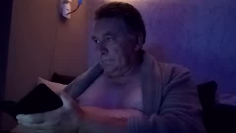 Eddy online show from September 20, 9:37 pm