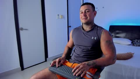 Eduar Wild online show from March 6, 1:13 am