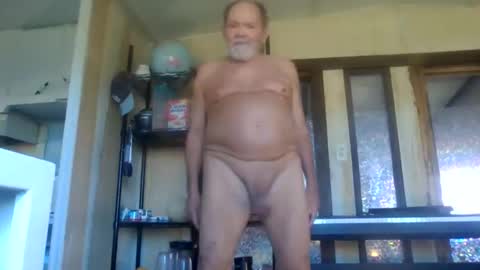 Snapshot of edwalters chatting on October 12, 9:09 pm Eddie online show from October 12, 9:09 pm