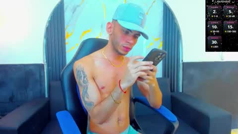 Snapshot of edward_24_ chatting on September 19, 4:46 am Edward Colleman online show from September 19, 4:46 am