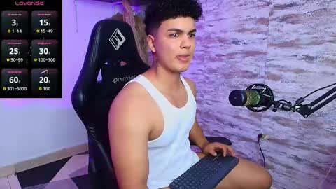 EDWARD CLARCK online show from April 19, 11:07 pm