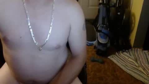 Snapshot of edwardaims_2please chatting on September 23, 4:45 am edwardaims_2please online show from September 23, 4:45 am