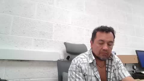 EdM online show from April 24, 1:46 pm