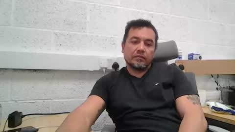 EdM online show from April 22, 1:27 pm