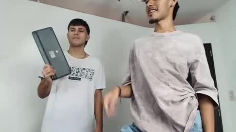 Edwin online show from May 20, 1:39 pm