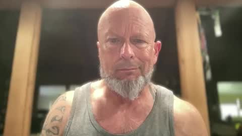 Harley Biker online show from May 13, 7:44 pm