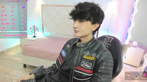 eidan_tay online show from March 31, 7:59 pm